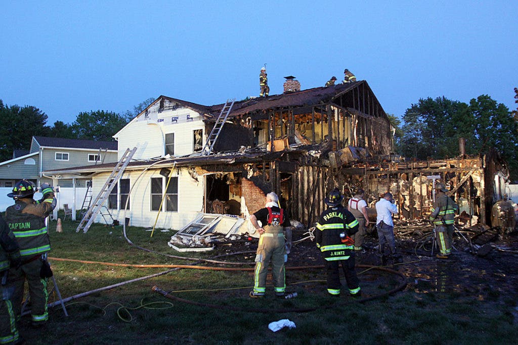 Brothers Rescue 2 Children From Burning Levittown Home | Levittown, PA ...