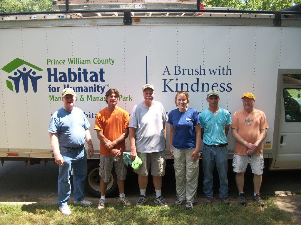 Habitat for Humanity's Brush With Kindness Program in Living Color This