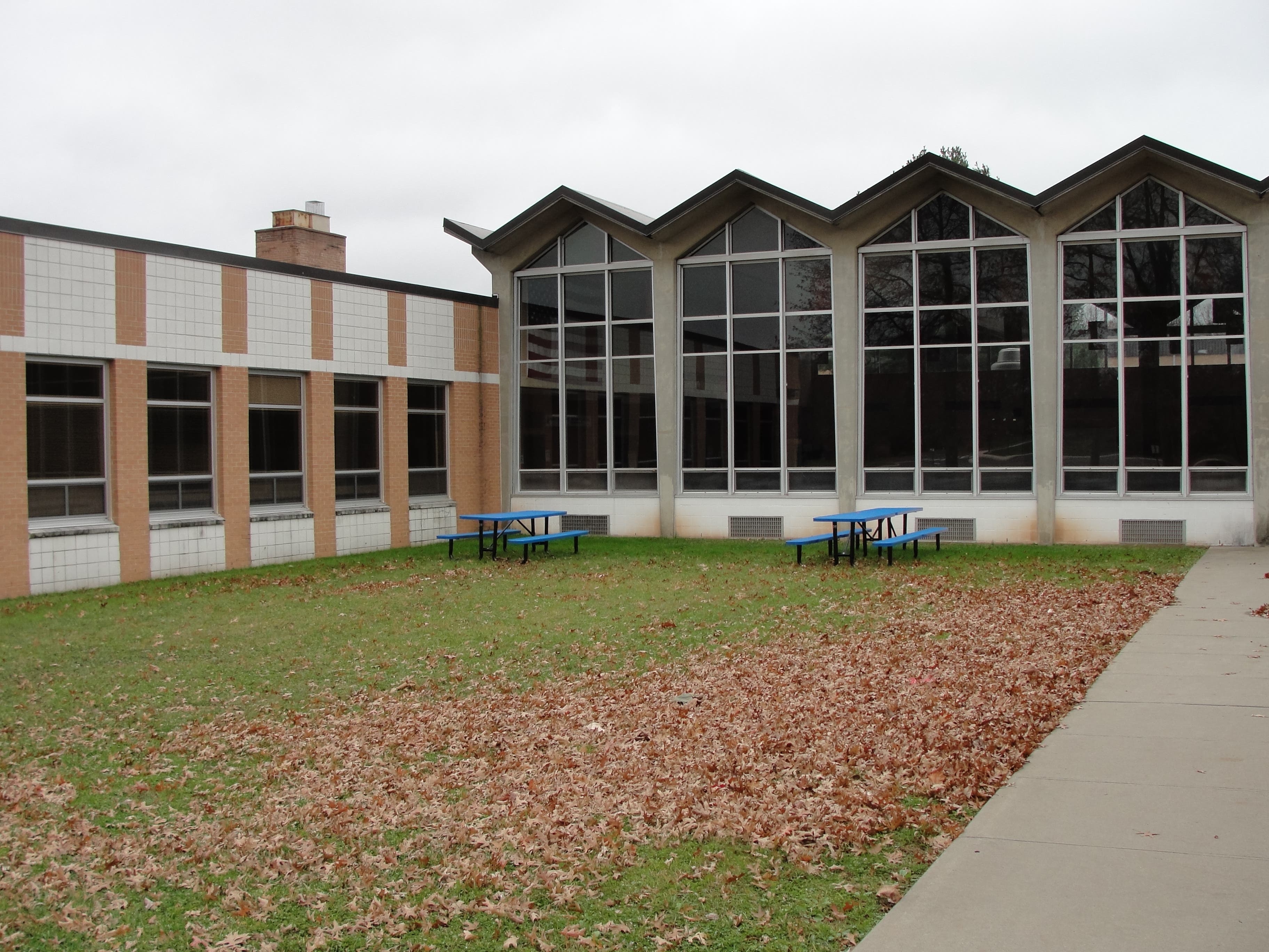 Shade Tree Commission OKs new trees at William Annin Middle School