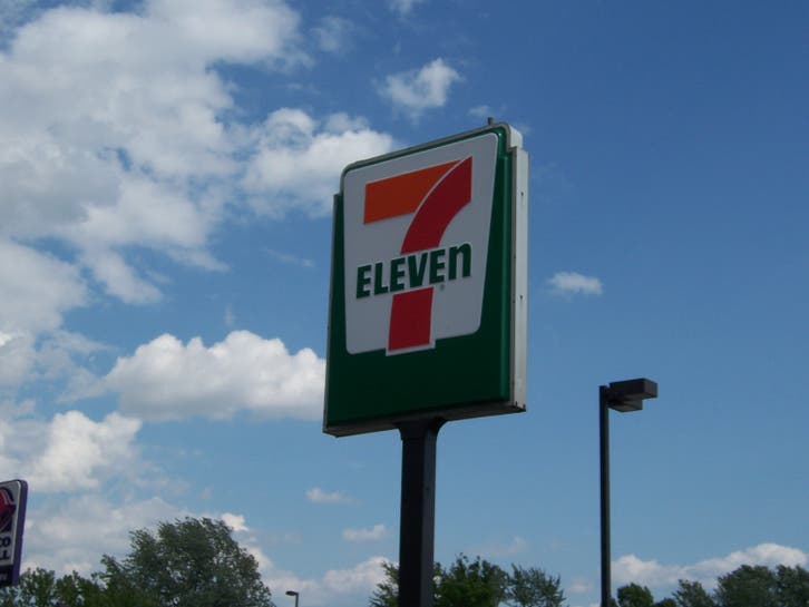 7 Eleven Cashier Struck In Face By Customer Manalapan NJ Patch