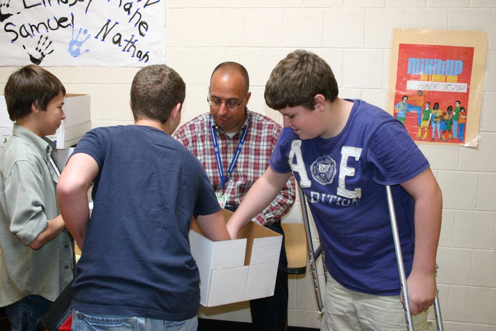 News small post card thumbnail