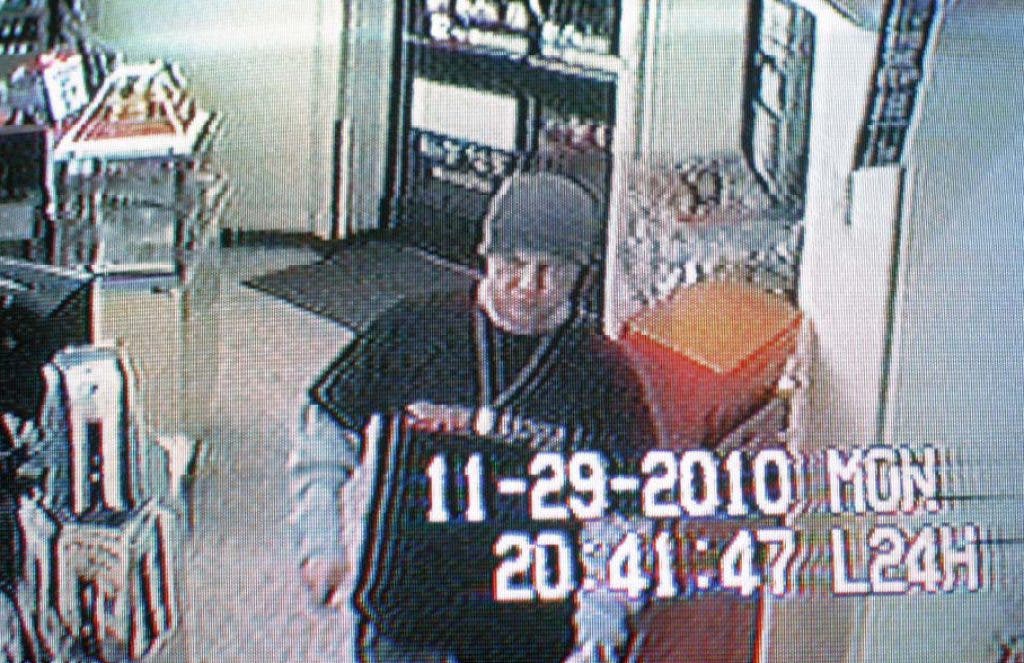 Man Charged With Use of Stolen Debit Cards in Ocean County | Toms River ...