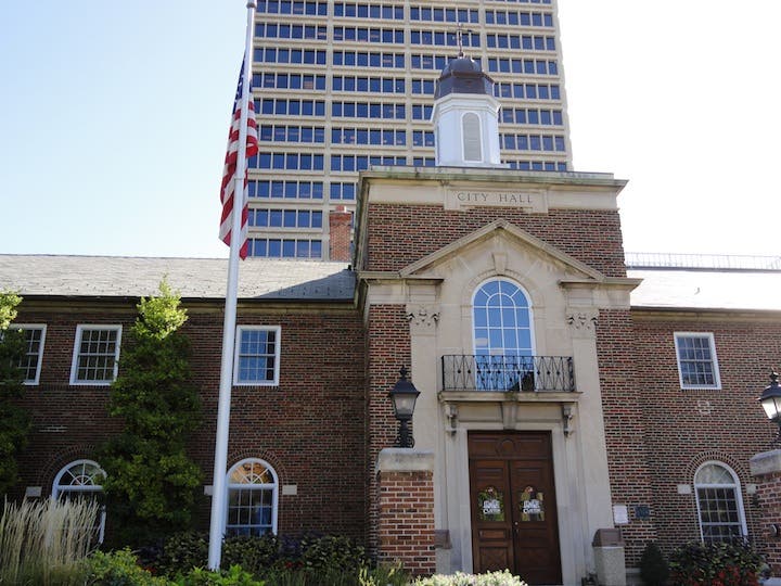 News small post card thumbnail