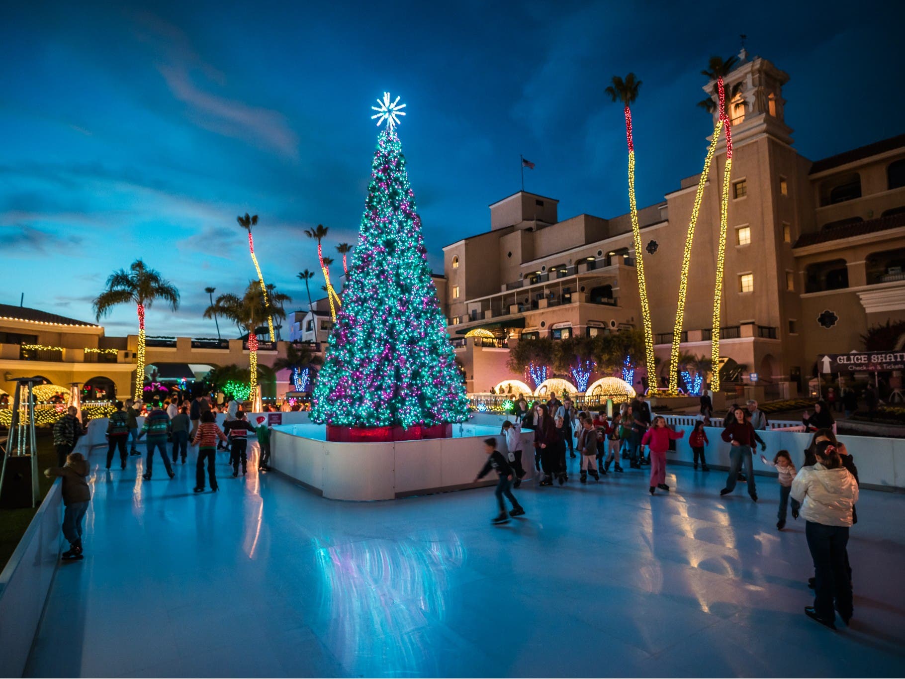 Coastal Christmas Holiday Light Spectacular 
