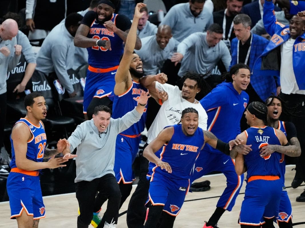 NY Knicks Win First NBA Championship In 53 Years