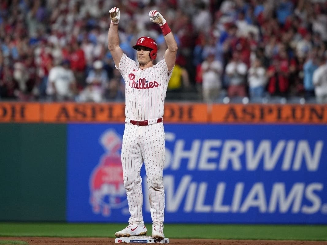 The Phillies have resigned their franchise catcher J.T. Realmuto to a three year contract, according to multiple reports. 