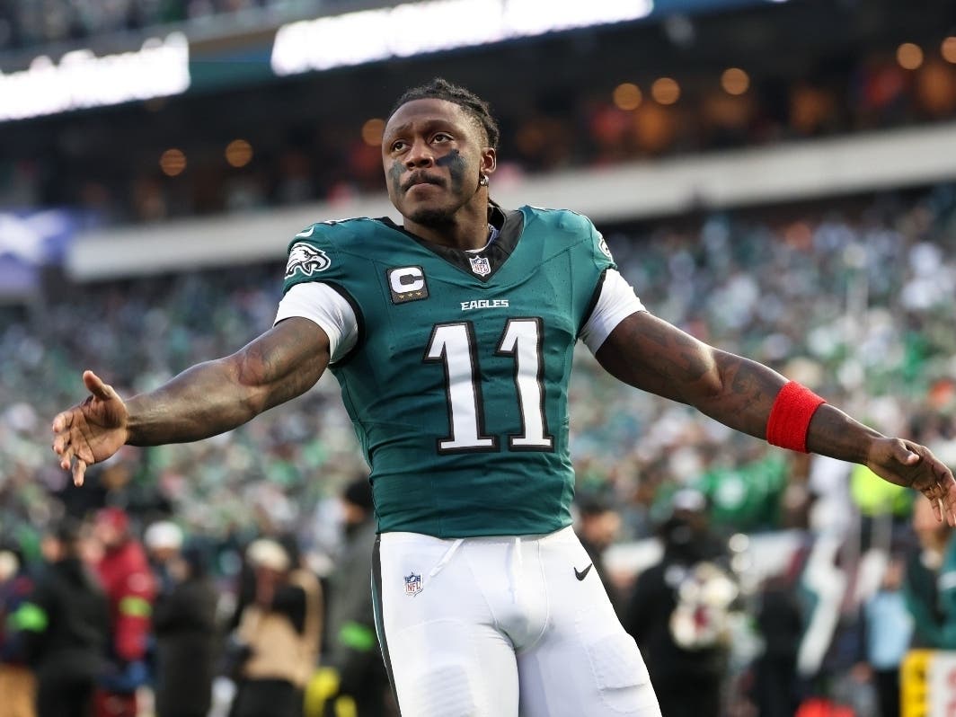 The Eagles have reportedly traded A.J. Brown to the New England Patriots.