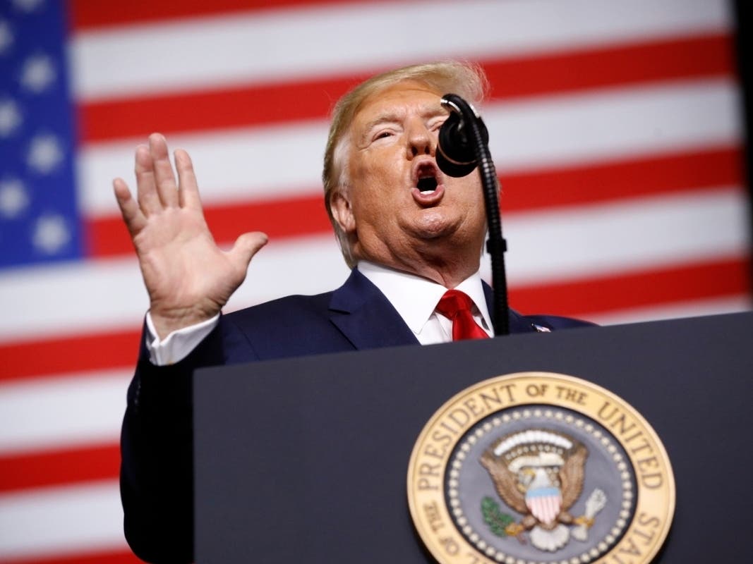 President Trump took aim at Elizabeth Warren again at Southern New Hampshire University in Manchester.
