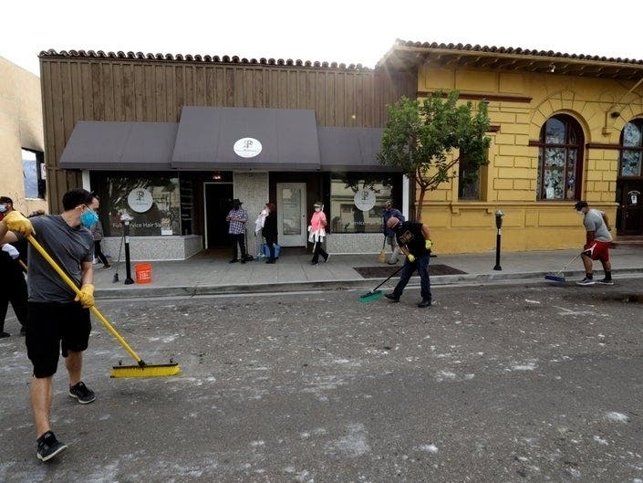 News small post card thumbnail