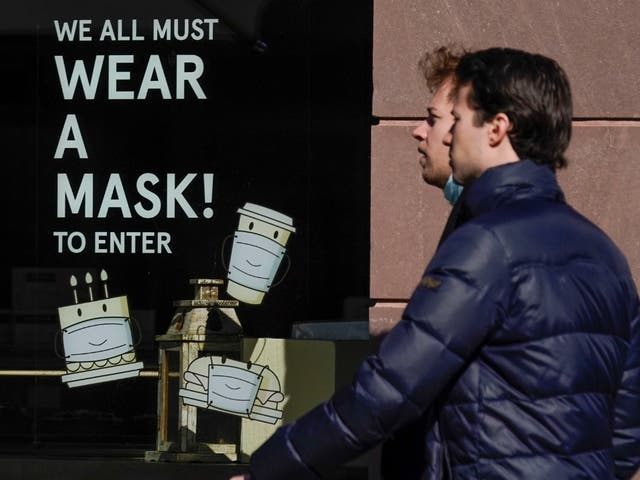 Photos: New York Ends Indoor Mask Mandate — But Not For All | New York ...