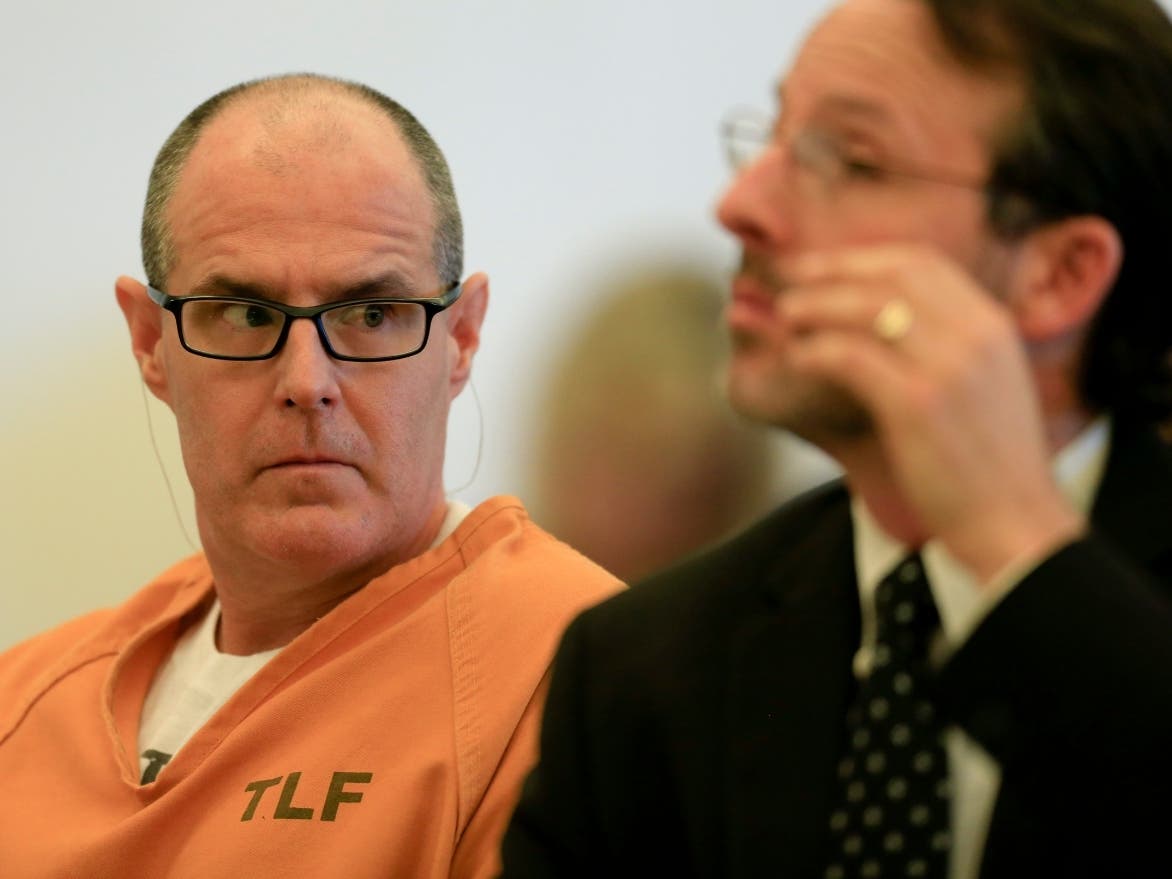 Scott Dekraai, sitting alongside assistant public defender Scott Sanders, amid the Jailhouse Snitch scandal.