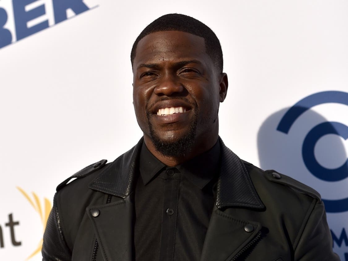 Kevin Hart arrives at the Comedy Central Roast of Justin Bieber at Sony Pictures Studios on Saturday, March 14, 2015, in Culver City, Calif.