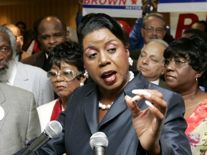 Dorothy Brown, 65, shown here in 2006 announcing her first bid for Chicago mayor, said she will not run for re-election in 2020.