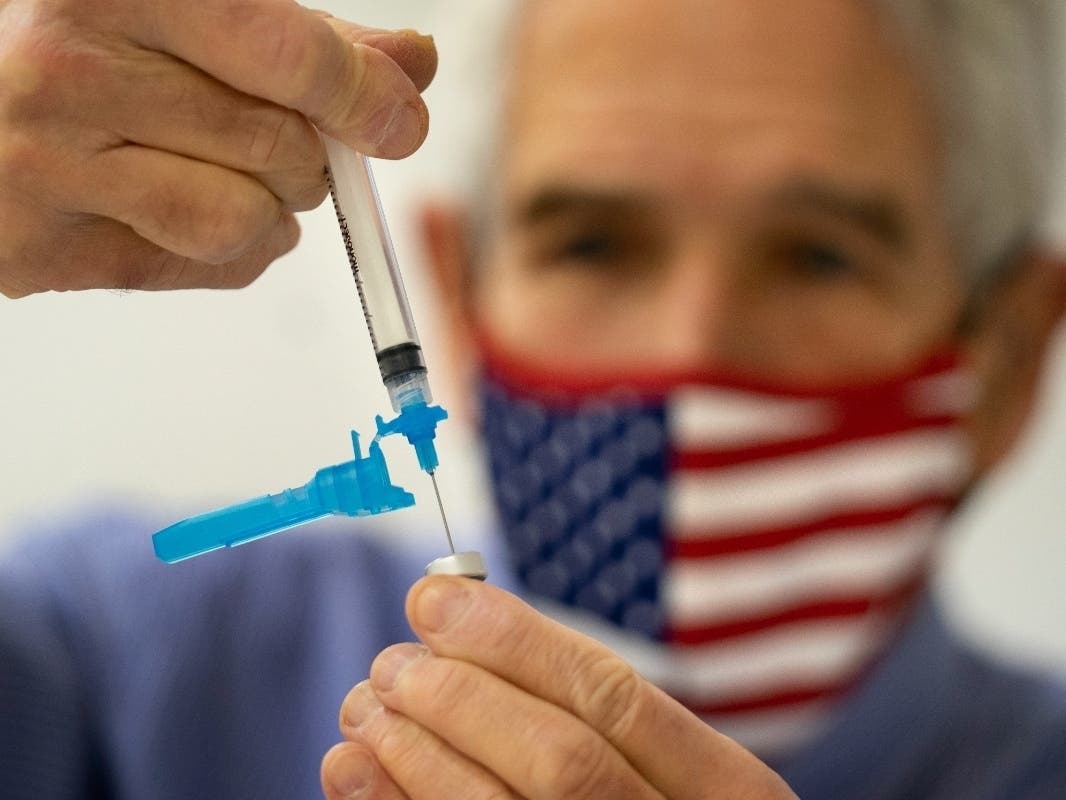 Administrators at Loyola University Chicago, Northwestern University and the University of Chicago announced that COVID-19 vaccine booster shots will be required for eligible students and staff.