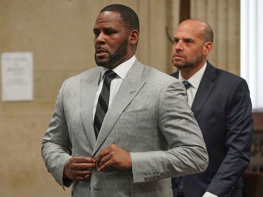 Chicago police say two girlfriends of R. Kelly fought Wednesday, Jan. 8, 2020, inside the embattled singer’s Trump Tower condominium.