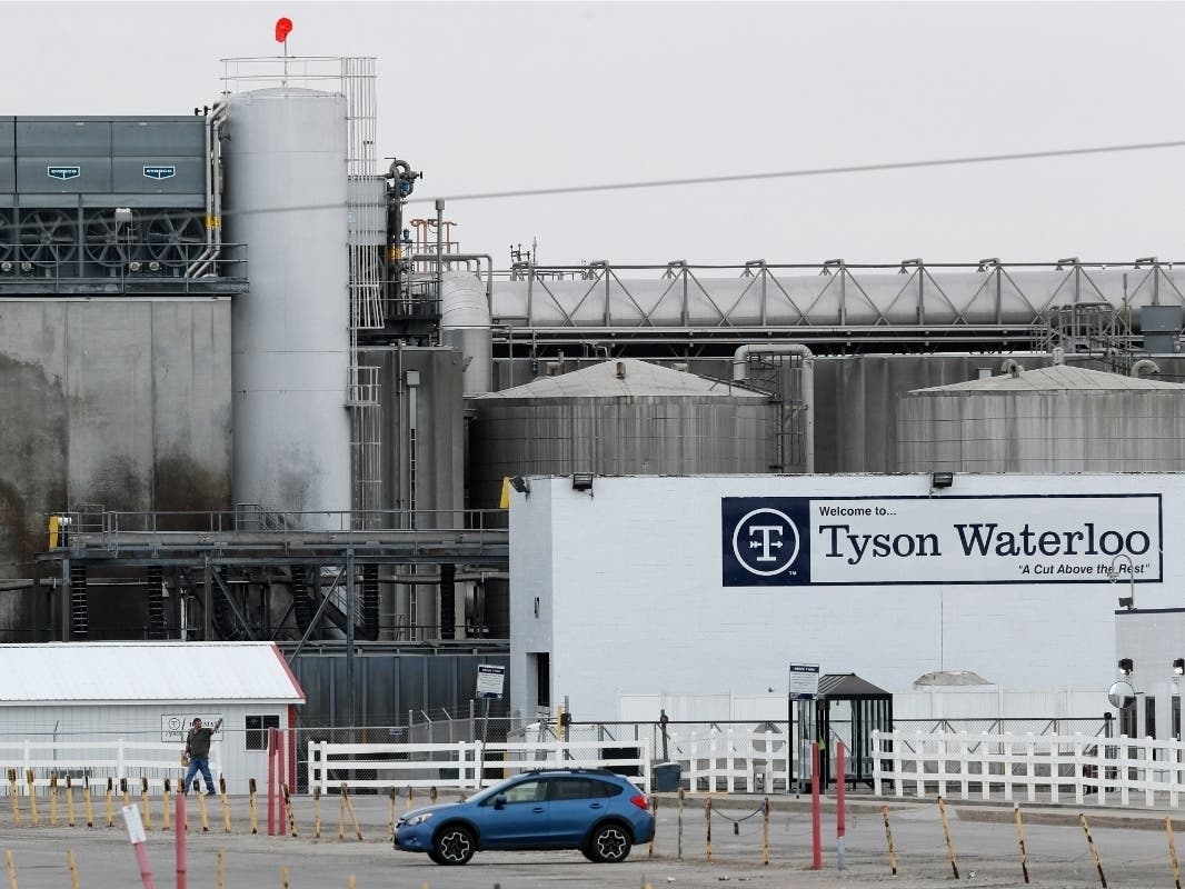 The coronavirus is devastating the nation’s meatpacking communities — places like Waterloo and Sioux City in Iowa, Grand Island, Nebraska, and Worthington, Minnesota. Within weeks, outbreaks around slaughterhouses have turned into full-scale disasters.