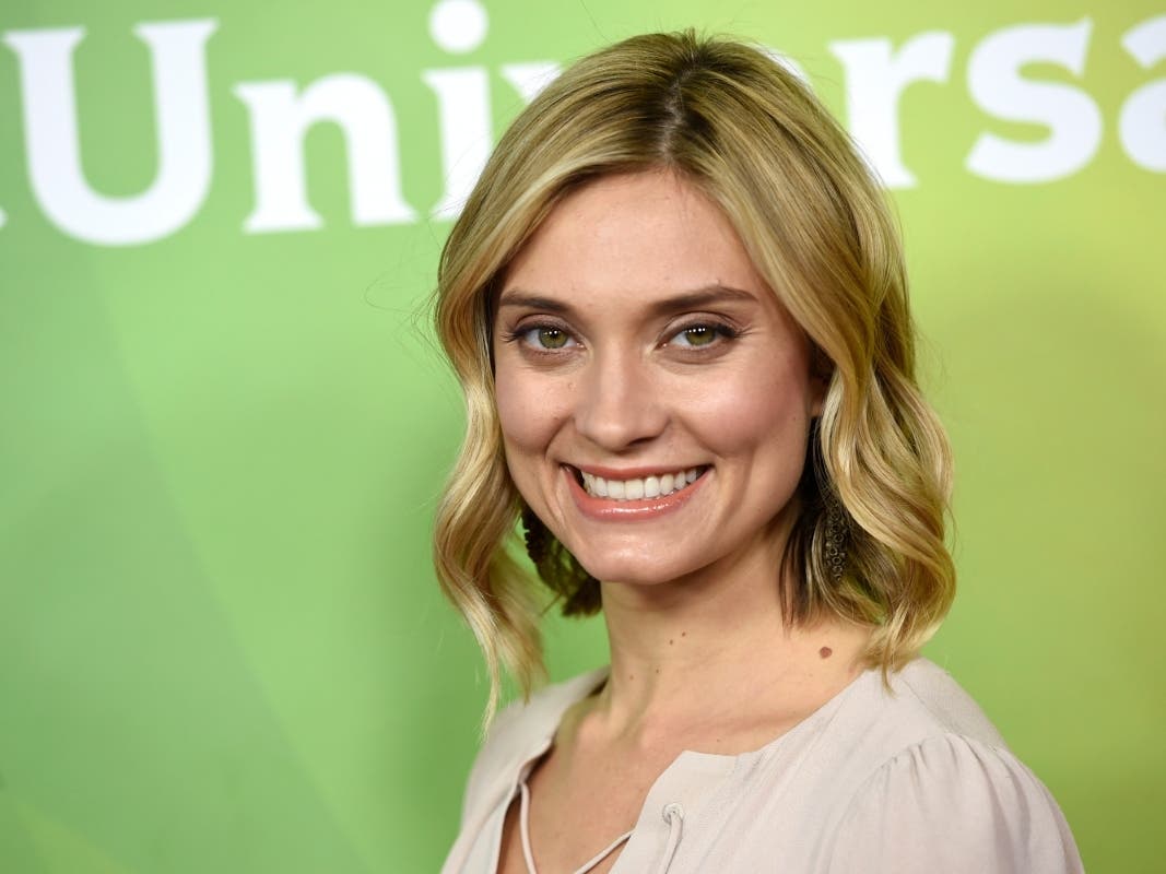 Actress Spencer Grammer was slashed in the arm outside an East Village restaurant.