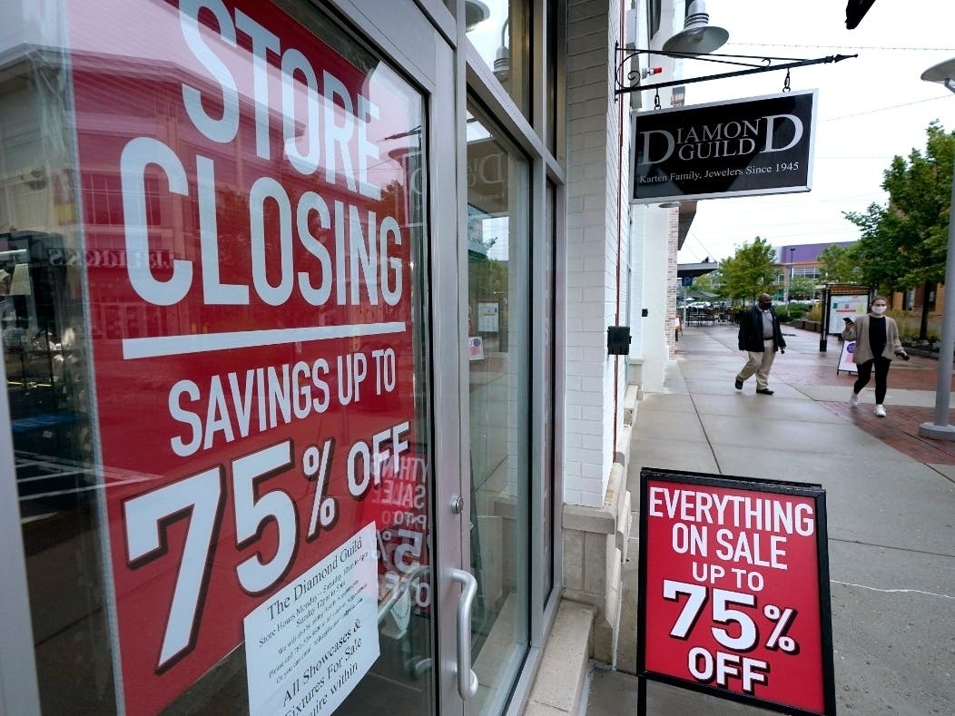 A critical snapshot of the job market and the economy released Friday shows a further deceleration in hiring as the nation’s viral caseload creeps higher just as financial aid from the government has faded. 