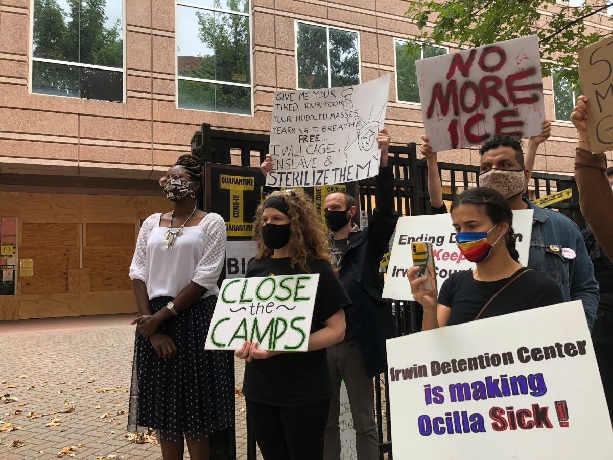 The U.S. government has agreed temporarily not to deport detained immigrant women who have alleged being abused by a rural Georgia gynecologist who was seeing patients at the detention center, according to court papers filed Tuesday.