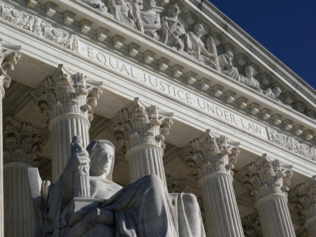 A unanimous Supreme Court ruled Thursday that Muslim men who were placed on the government’s no-fly list because they refused to serve as FBI informants can seek to hold federal agents financially liable. 