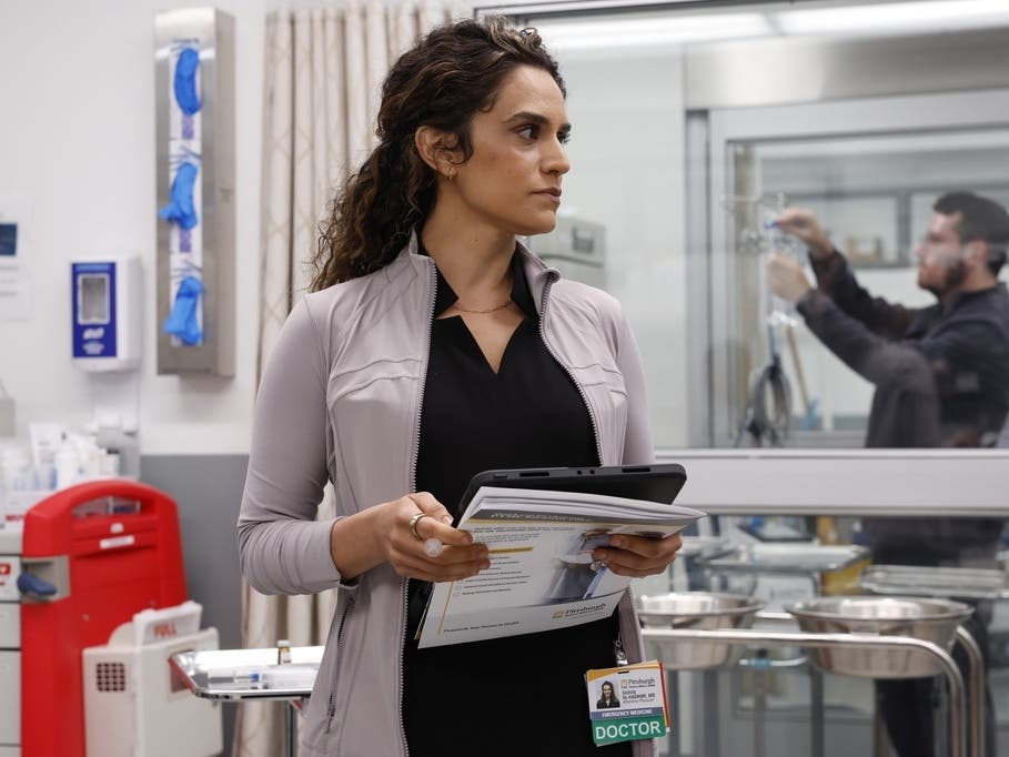 This image released by HBO Max shows Sepideh Moafi in a scene from "The Pitt."