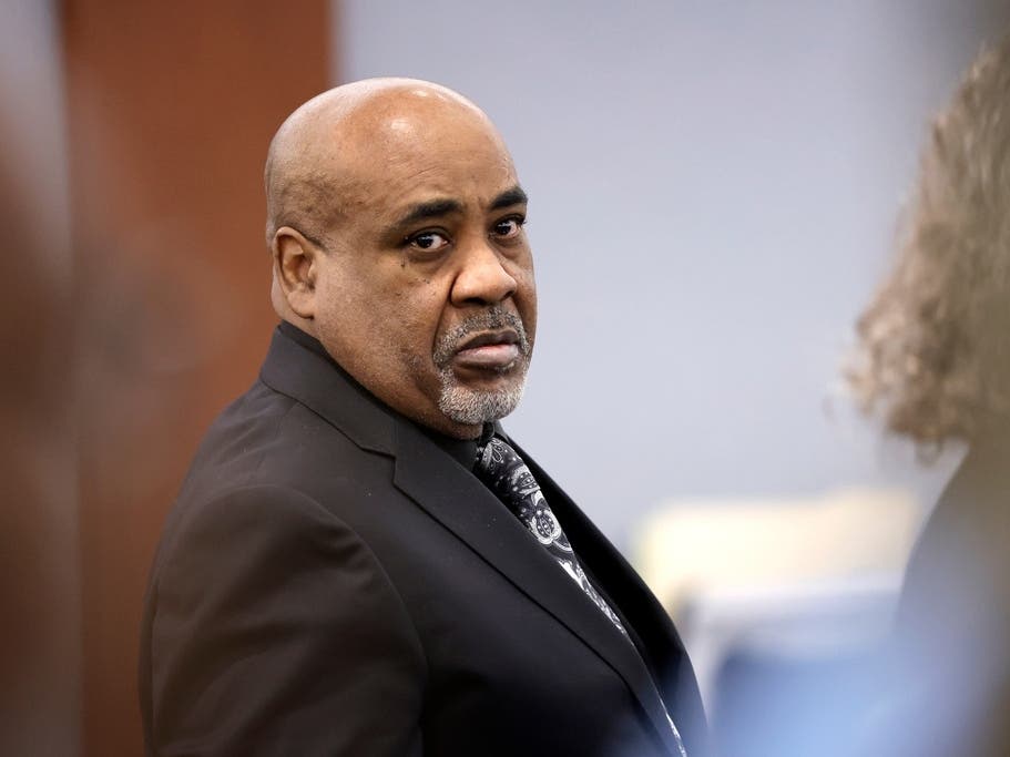 Duane Davis stands during a break in closing arguments during his murder trial, related to the 1996 killing of rapper Tupac Shakur, in Clark County District Court at the Regional Justice Center in Las Vegas, Monday, Aug. 31, 2026
