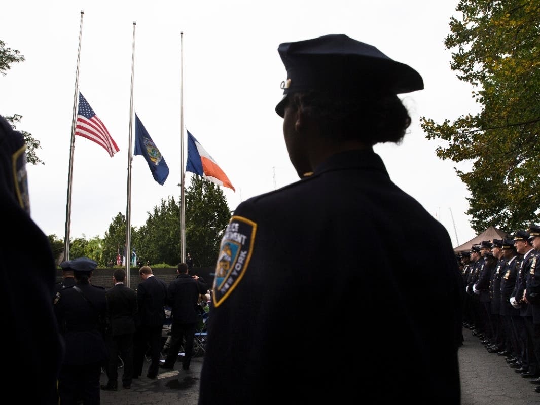 Hoover Climb to Remember honors New York firefighters and police officers who died in the 9/11 World Trade Center attacks.