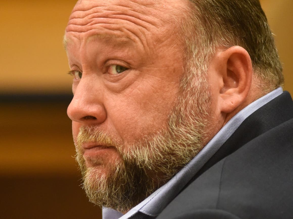 Jurors ordered conspiracy theorist Alex Jones on Wednesday to pay nearly $1 billion to Sandy Hook Elementary School shooting victims’ relatives and an FBI agent.