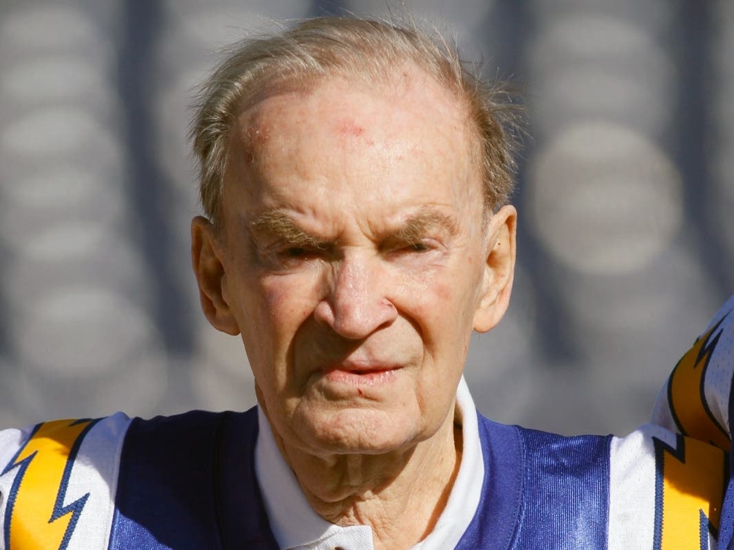 Innovative offensive coach Don Coryell, who helped usher in the modern passing game to the NFL, was picked as a finalist for the Pro Football Hall of Fame’s class of 2023. 