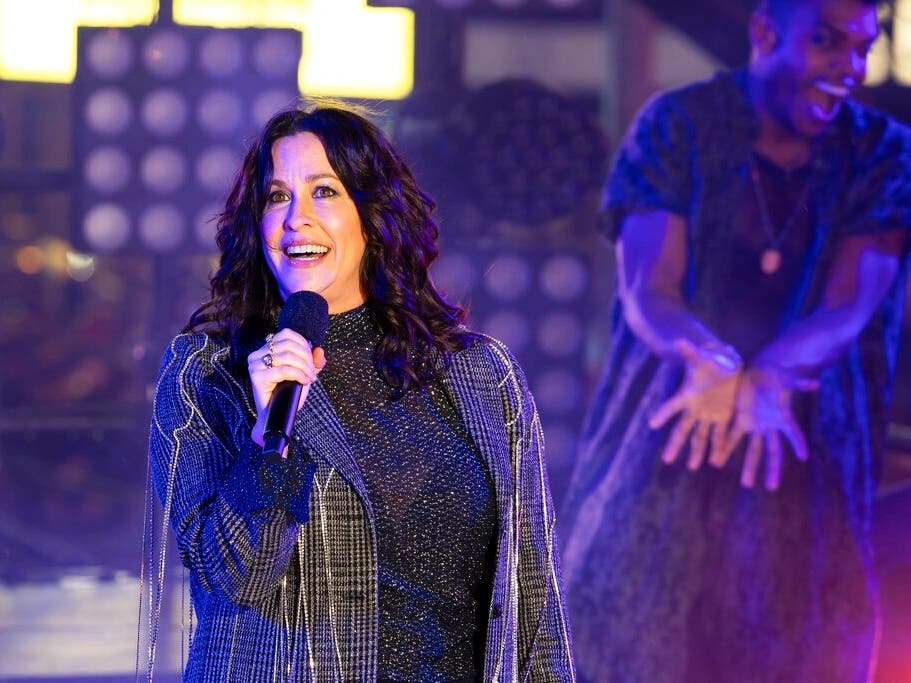Alanis Morisette sued a former tour manager Tuesday.