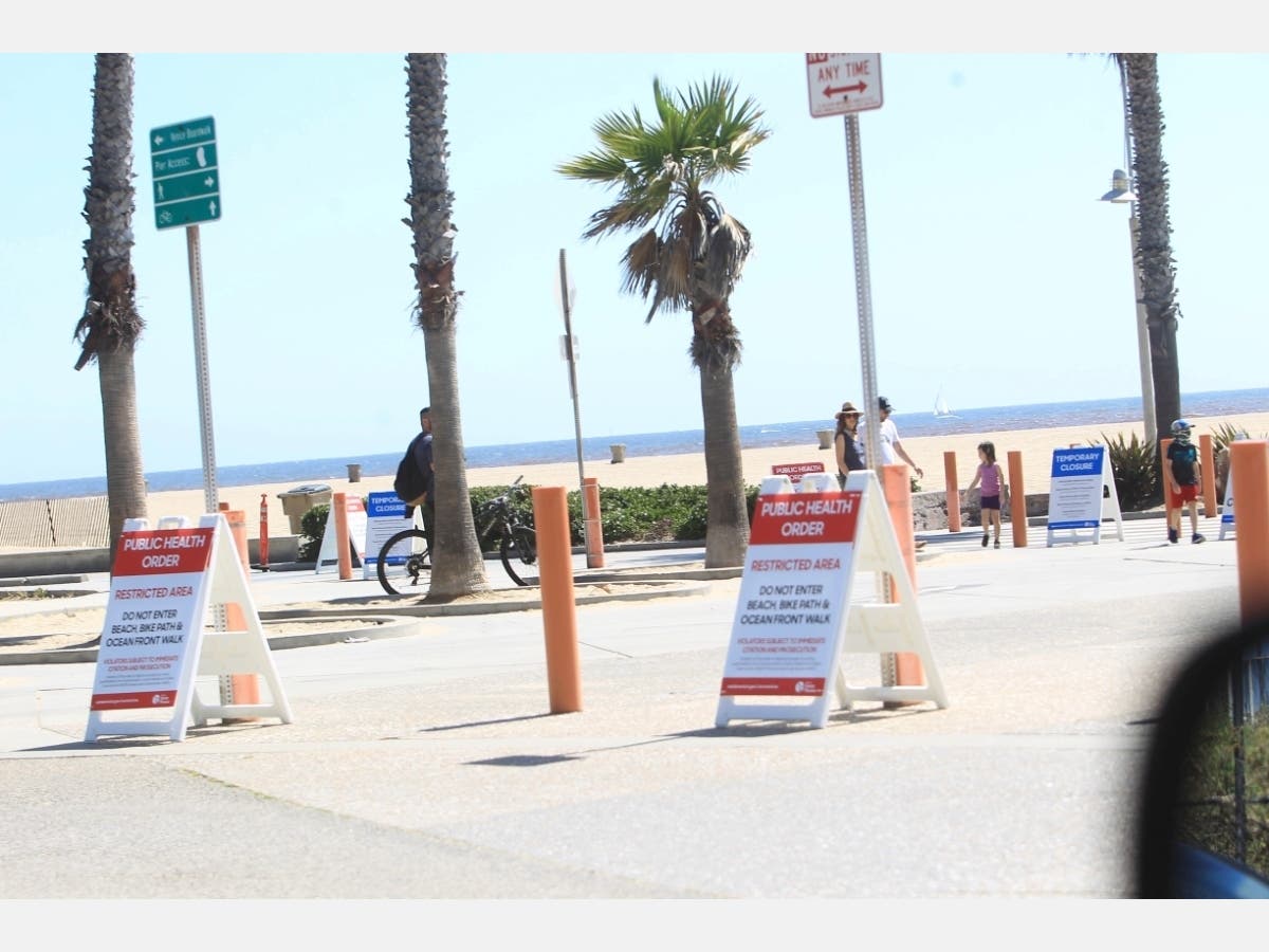  Beaches remain closed May 2, 2020 during the coronavirus pandemic in Los Angeles, California.