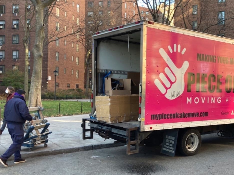 Midsize cities see an opportunity to seize upon an exodus out of New York City.