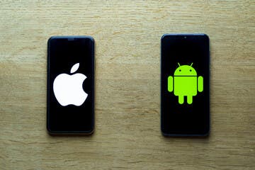Digital Literacy Class: Apple vs. Android -- What Are the Differences?