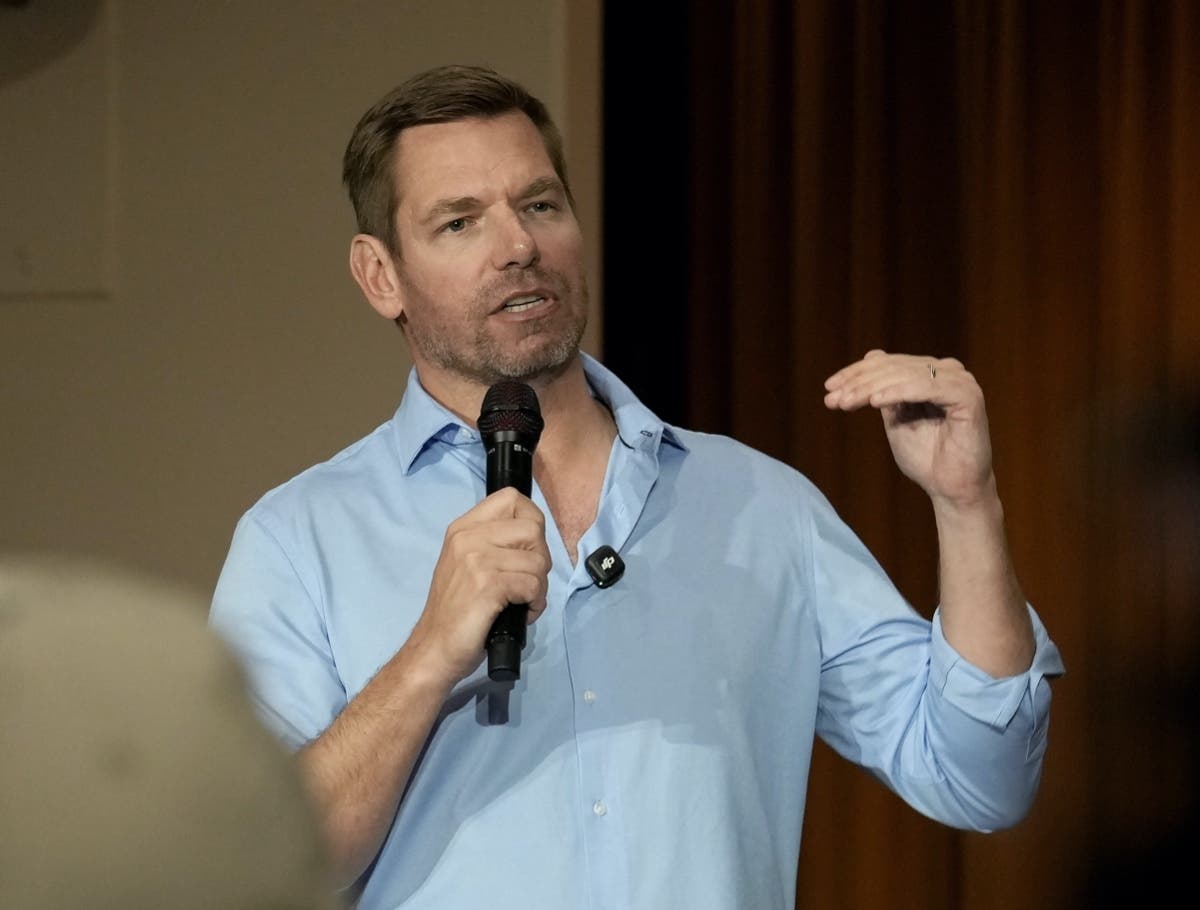 More than 200 donors to Eric Swalwell’s gubernatorial campaign are requesting over $1.5 million in refunds, according to a report from the San Francisco Chronicle.