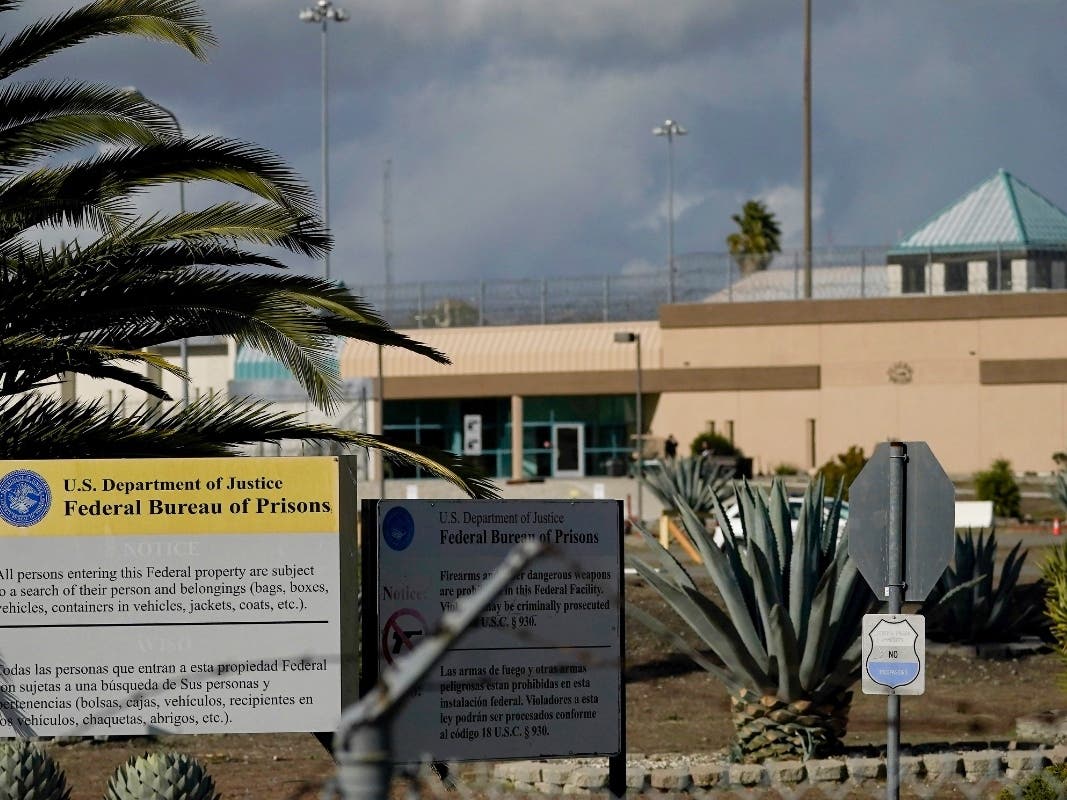 Former correctional officer David Perez pleaded guilty to sexually abusing two female inmates and lying to federal investigators.