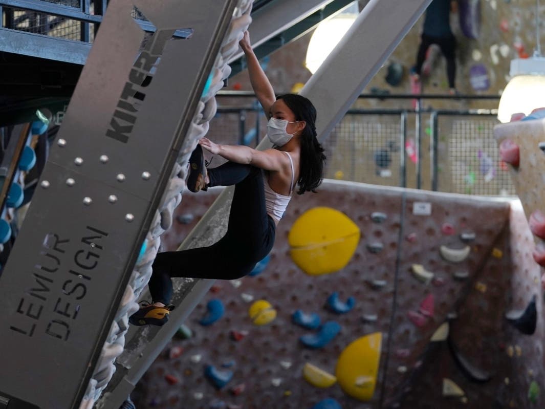 Health officials in San Francisco County and six other Bay Area counties announced Monday that they will reinstate mask mandates for all indoor settings as COVID-19 infections surge because of the highly contagious delta variant.