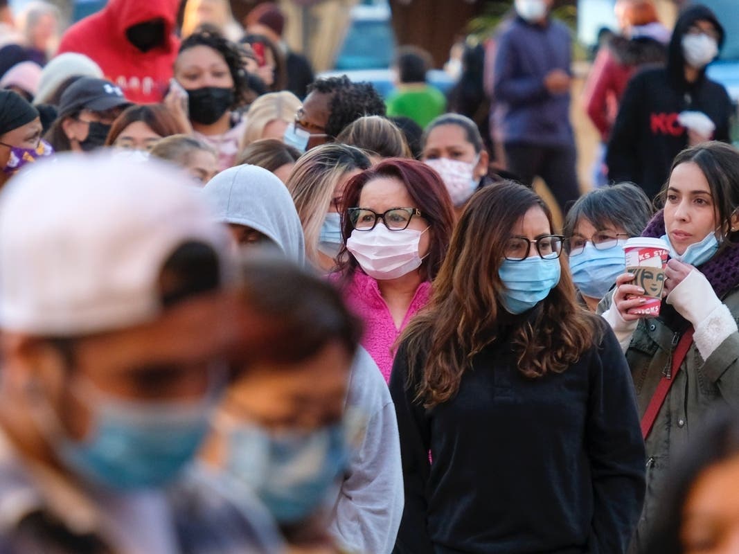 California legislators are considering a new mandate that would require employers to enforce COVID-19 vaccinations for their workers.