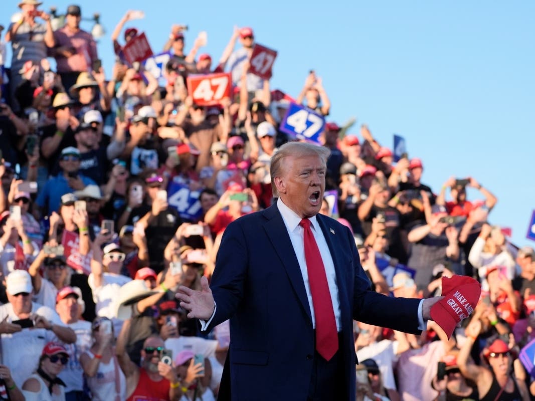 'Chaos': RivCo Trump Rallygoers Get Stranded, Suffer Heat Exhaustion ...