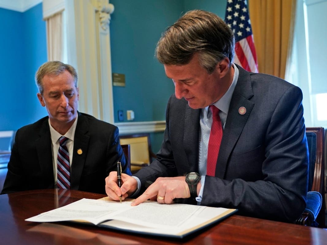 Gov. Glenn Youngkin amended more than 100 bills and vetoed 25 more this week. One amended bill would require all nine members of the Loudoun County School Board to stand for elections in the fall, reducing the term length of seven members.