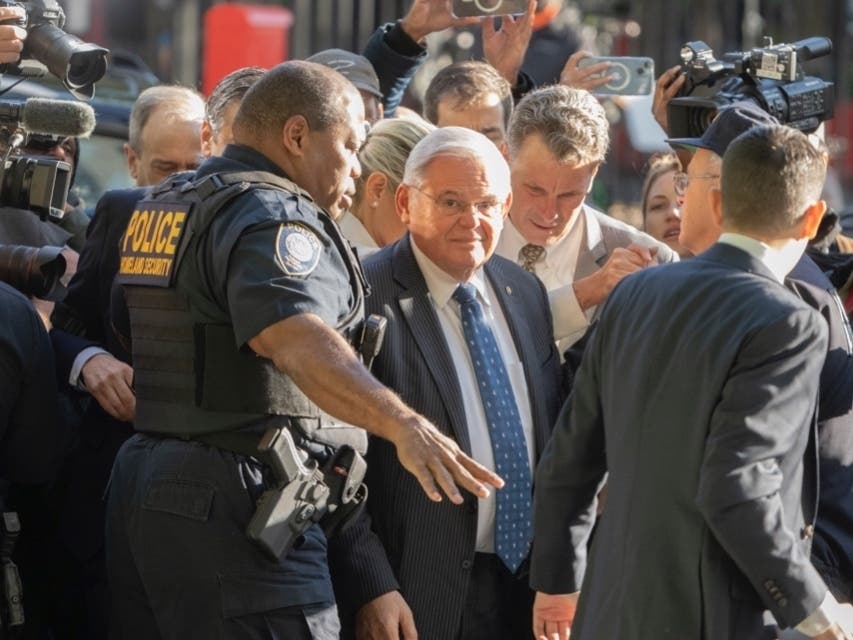Democratic U.S. Sen. Bob Menendez of New Jersey arrives to the federal courthouse in New York, Wednesday, Sept. 27, 2023. 