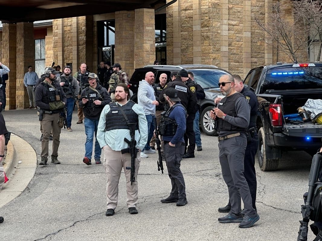 The incident happened at the Temple Israel, 5725 Walnut Lake Road, where smoke was seen billowing from the roof.