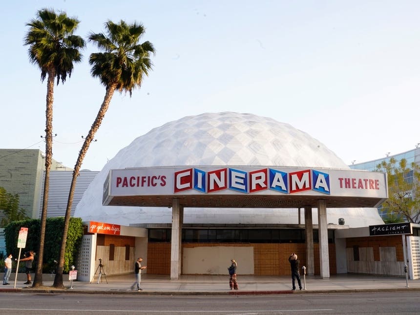 Sony Pictures Entertainment announced Wednesday that it plans to restore the Cinerama Dome and reopen the adjacent 14-screen multiplex as an Alamo Drafthouse Cinema.