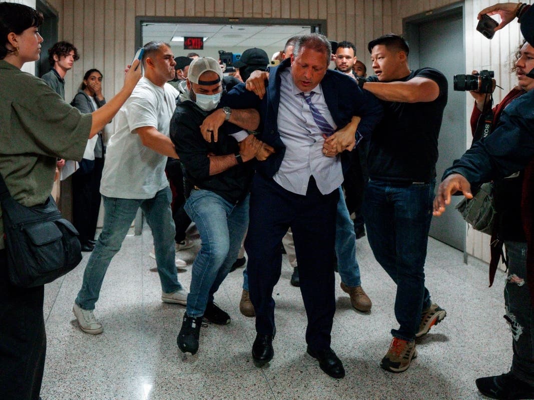 Ex-NYC Comptroller Found Not Guilty Of Charges After Immigration Court Arrest