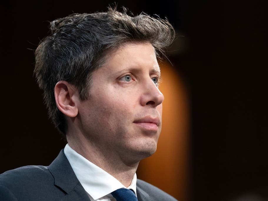 Sam Altman, cofundador y director general de OpenAI, testifica durante una audiencia ante una comisión del Senado en el Capitolio, el 8 de mayo de 2025, en Washington.