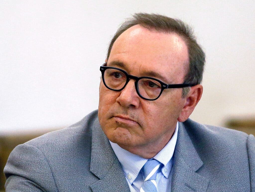 British prosecutors have charged actor Kevin Spacey with four counts of sexual assault against three men. 