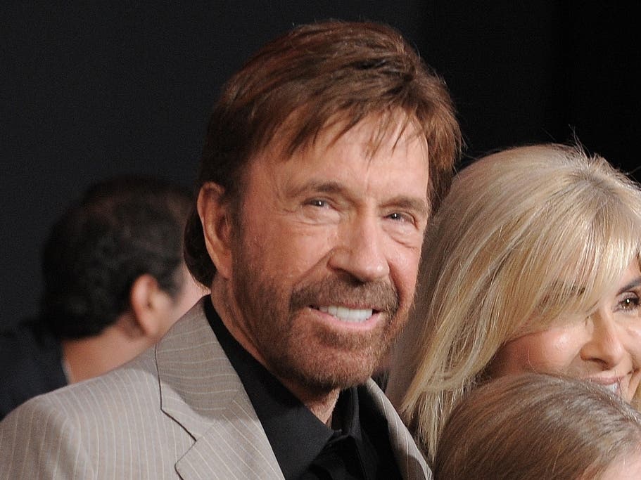  Chuck Norris attends the premiere for "The Expendables 2" in Los Angeles on Aug. 15, 2012.