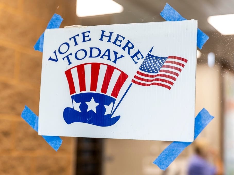 Bert Mizusawa has won the Republican nomination for Virginia's U.S. Senate seat, setting up a November showdown for one of the state's highest-profile races on the ballot.