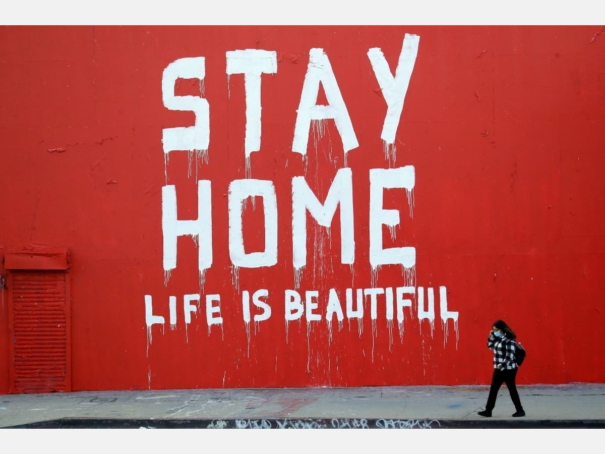 Health officials predicted 1,000 new cases daily by next week and called on grocery stores to offer free deliveries for the elderly. 