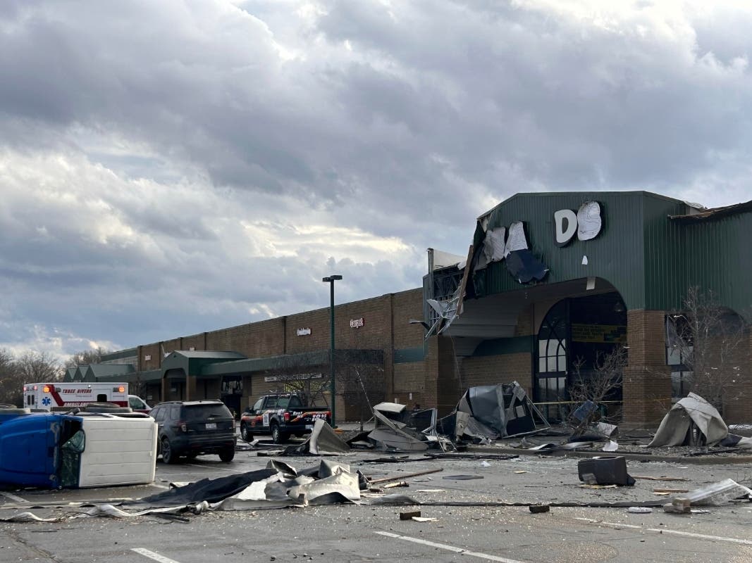 4 Dead, A Dozen Injured As Suspected Tornadoes Hit Southwest Michigan ...
