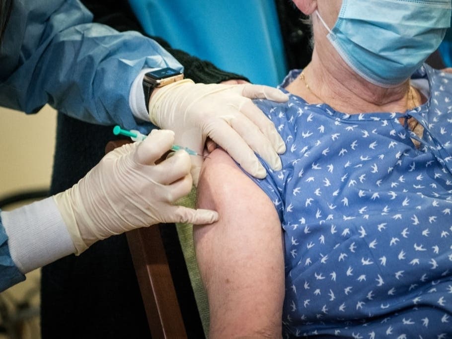 Montgomery County will open a community COVID-19 vaccine clinic next week.